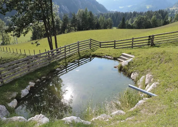 - 公寓 斯拉德明